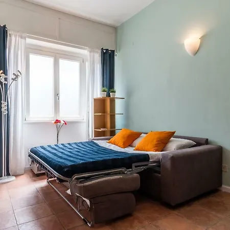 Apartment Cozy Near Train Station