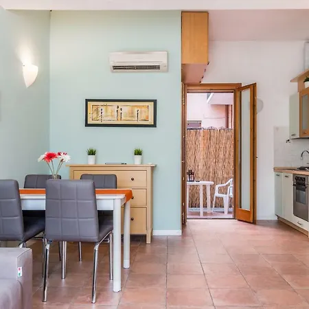 Cozy Near Train Station Venezia